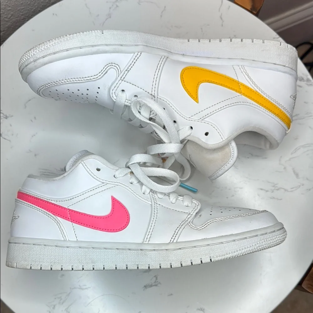 Nike Air Jordan‎ 1 Low Mens 7.5 (9 w) white neon Multi-Color Swoosh Sneakers CW…